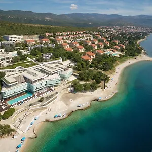 4* Ośrodek wypoczynkowy Grand