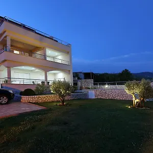 Residenca Novi Vinodolski