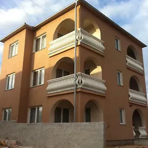  Apartament Mara